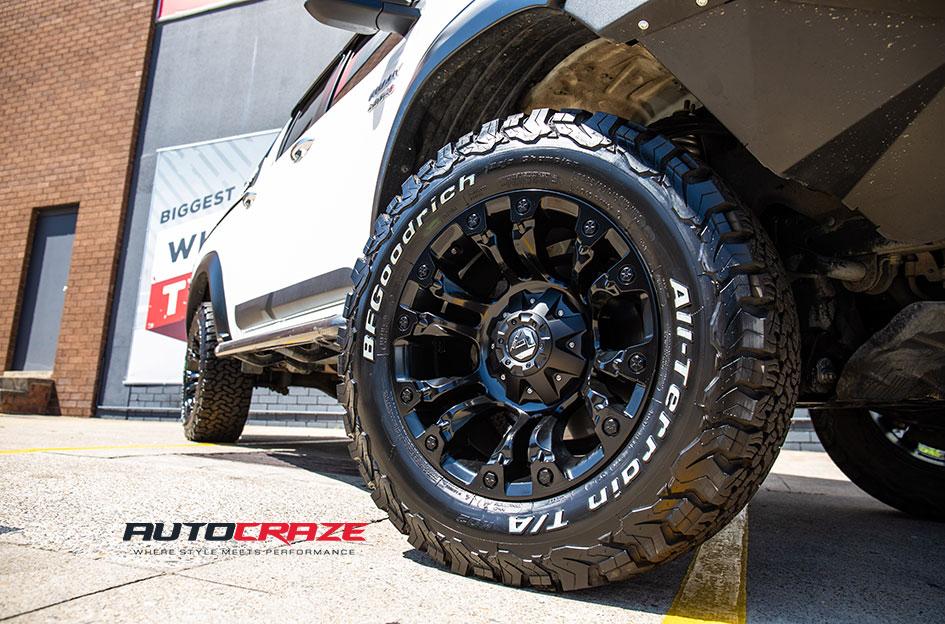TOYOTA HILUX N80 4WD VAPOR MATTE BLACK